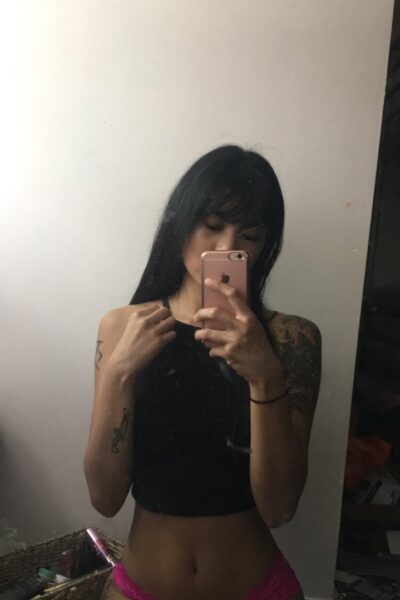 Akira, 31 ans, évasion sensuelle avec fleur de Jade